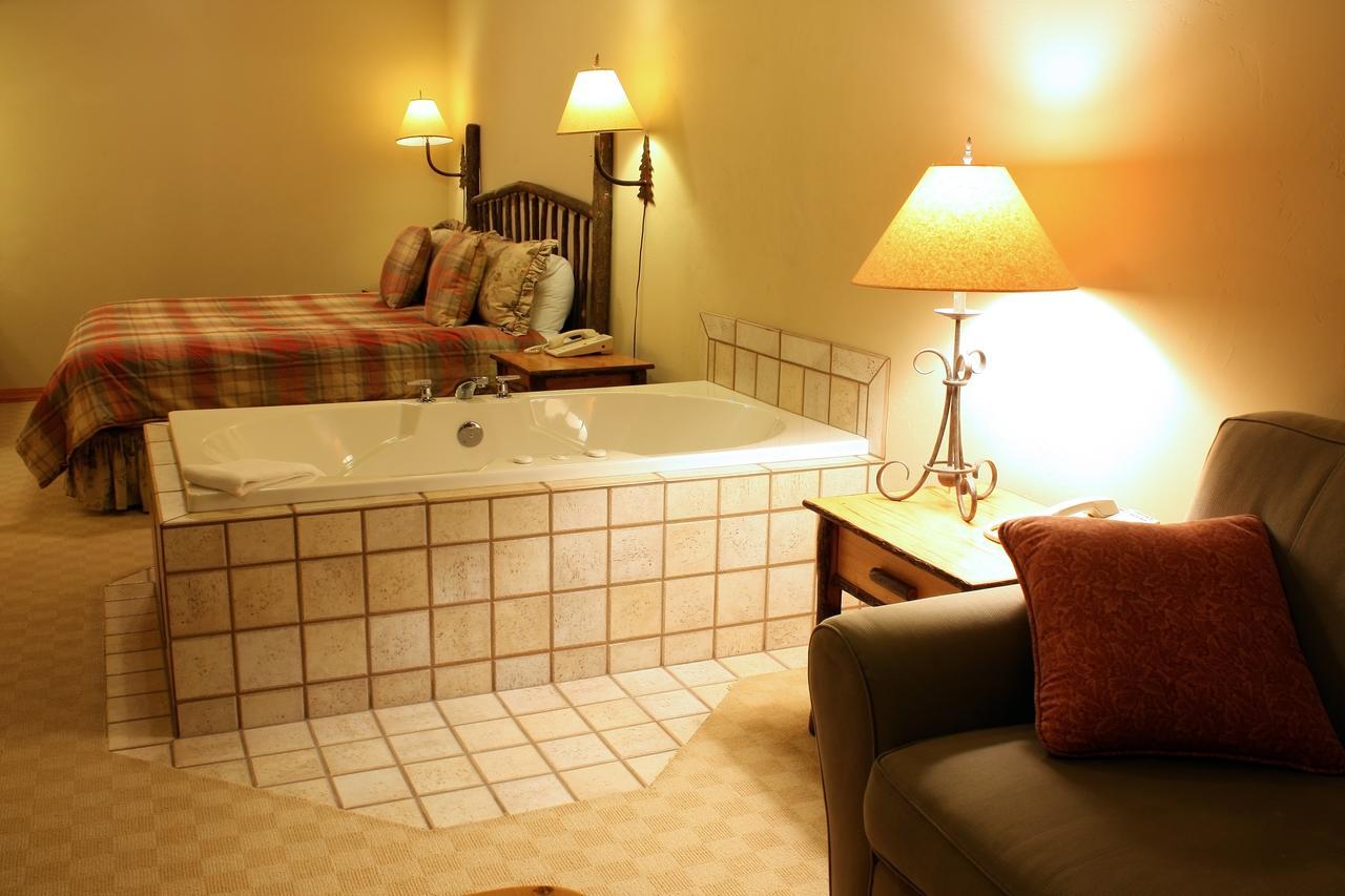 Mountain Lake Lodge Woods Bay Εξωτερικό φωτογραφία