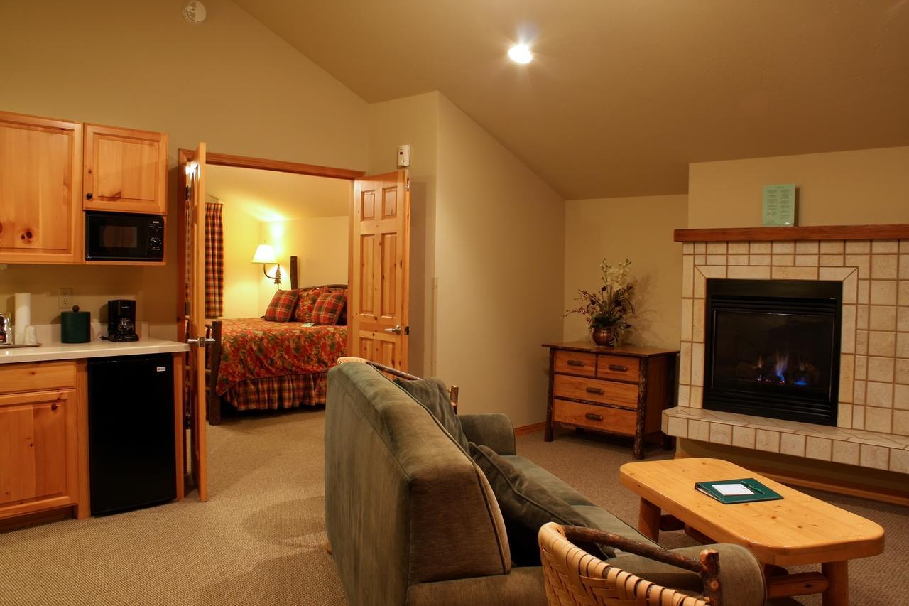 Mountain Lake Lodge Woods Bay Εξωτερικό φωτογραφία